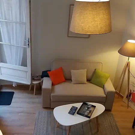 L'esquile By Cocoonr Apartment *