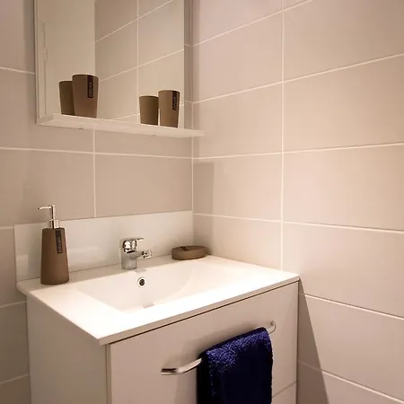 Apartment L'esquile By Cocoonr *