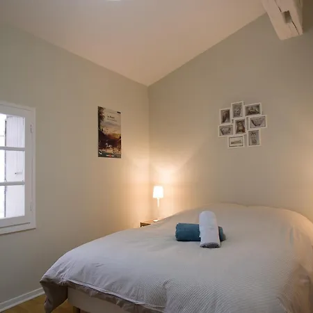 L'esquile By Cocoonr *