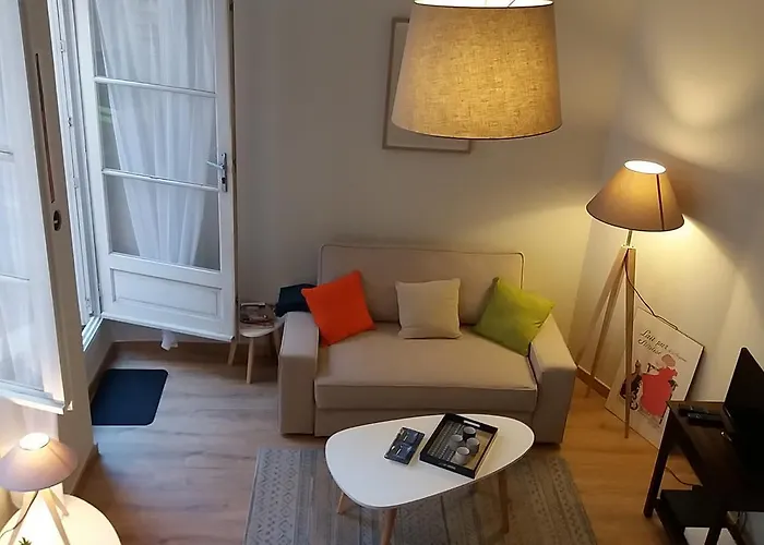 L'esquile By Cocoonr Apartment *