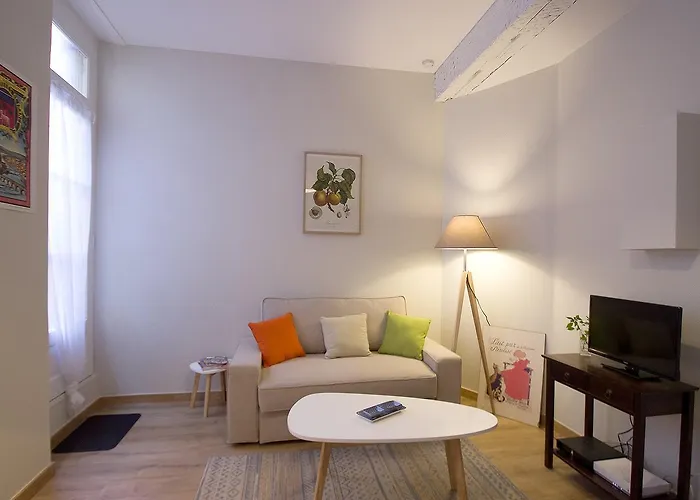 L'esquile By Cocoonr *