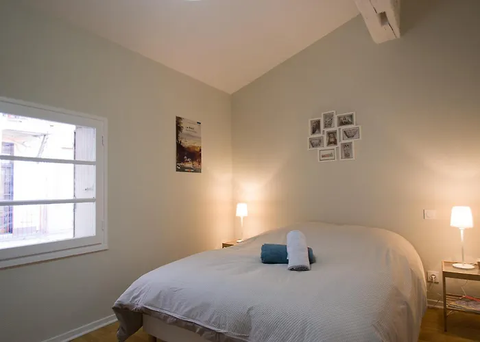 L'esquile By Cocoonr *